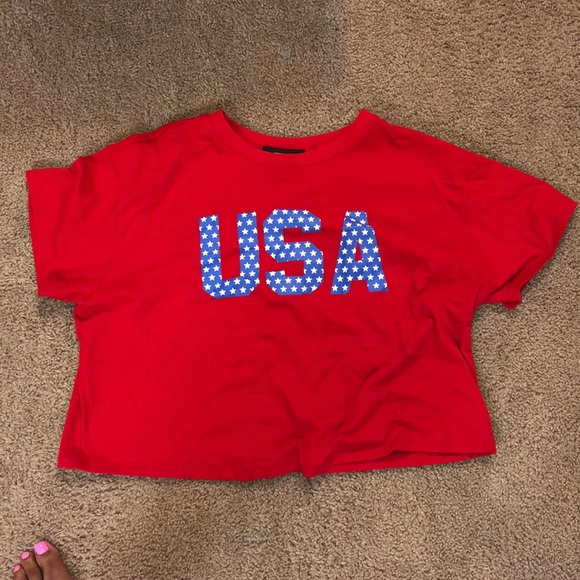 Crop top - Picture 1 of 4